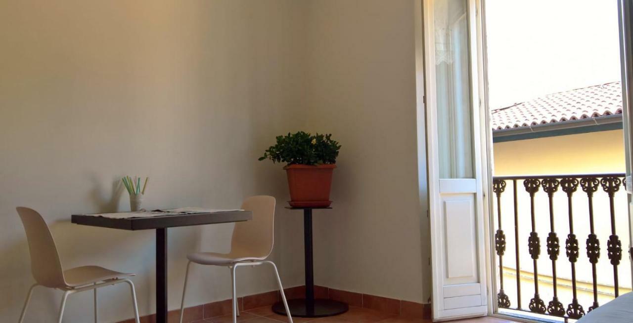 Ferienwohnung Il Gerenzone Lecco Exterior foto